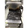 Image 2 : GARLAND 4-BURNER NATURAL GAS RANGE W/ OVEN