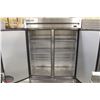 Image 4 : BAILIFF SEIZURE TRUE S/S 2-DOOR FREEZER ON CASTORS
