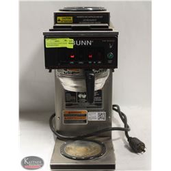 BUNN CW SERIES COFFEE MAKER W/ 3 BURNERS & BREW
