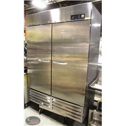BEVERAGE-AIR UPRIGHT S/S SOLID DUAL DOOR FREEZER