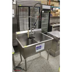 QUEST S/S 2-WELL SINK W/ MOUNTED PRE RINSE