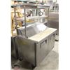 Image 2 : TRUE 2 DOOR S/S REFRIGERATED PREP STATION