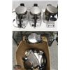 Image 1 : LARGE LOT OF CUISINART WAFFLEMAKERS *AS IS