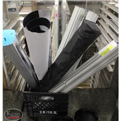 K29) LOT OF 4 PORTABLE SIGN DISPLAYS