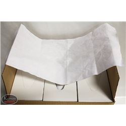 CASE OF #4300P WHITE CLOTH WIPERS. UNKNOWN