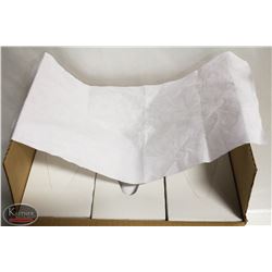 CASE OF #4300P WHITE CLOTH WIPERS. UNKNOWN