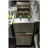 Image 1 : GARLAND  FRYMASTER DUAL BASKET DEEPFRYER