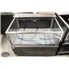 Image 1 : 3 FOOT SCS WORLDWIDE REACH-IN DISPLAY COOLER