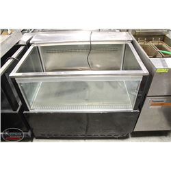 3 FOOT SCS WORLDWIDE REACH-IN DISPLAY COOLER