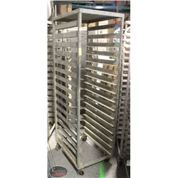 16 TIER GALVANIZED STEEL BAKERS RACK. 21"X28"X71.5