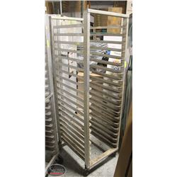 20 TIER ALUMINUM BAKERS RACK. 20.5"X26.5"X68"