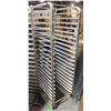 Image 1 : 20 TIER ALUMINUM BAKERS RACK. 20"X26"X68.5"