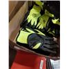 Image 2 : BOX OF NEW RUBBERIZED PALM GLOVES