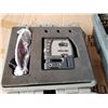 Image 3 : TRAY OF ROBOTOOLS LASER LEVEL, BLUETOOTH MIRROR AND LIGHT