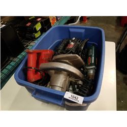 TOTE OF POWER TOOLS