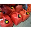 Image 2 : LOT OF JERRY CANS