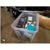Image 1 : TOTE OF DESK LAMPS AND BULBS