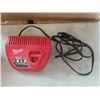Image 10 : MILWAUKEE CORDLESS PVC SHEAR 2470-20 WITH M12 2AH BATTERY AND M12 CHARGER
