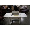 Image 2 : White sewing table