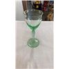 Image 2 : LOT OF VINTAGE GREEN MINT GLASS