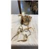 Image 2 : LOT OF COLLECTABLES, DREAMCATCHER, WOOD CARVINGS
