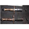 Image 2 : BLOODY KNIFE STABBING RIGS WITH WIRES LOT OF 2