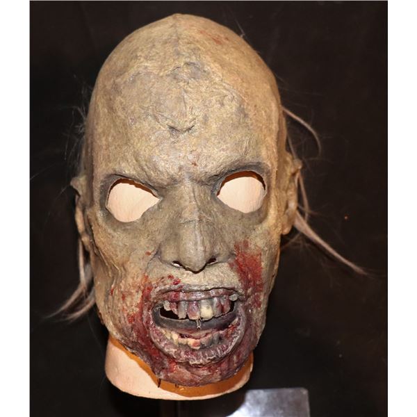 ZOMBIE APOCALYPSE IN LAS VEGAS SCREEN USED LATEX FACE MASK WITH WIG 13