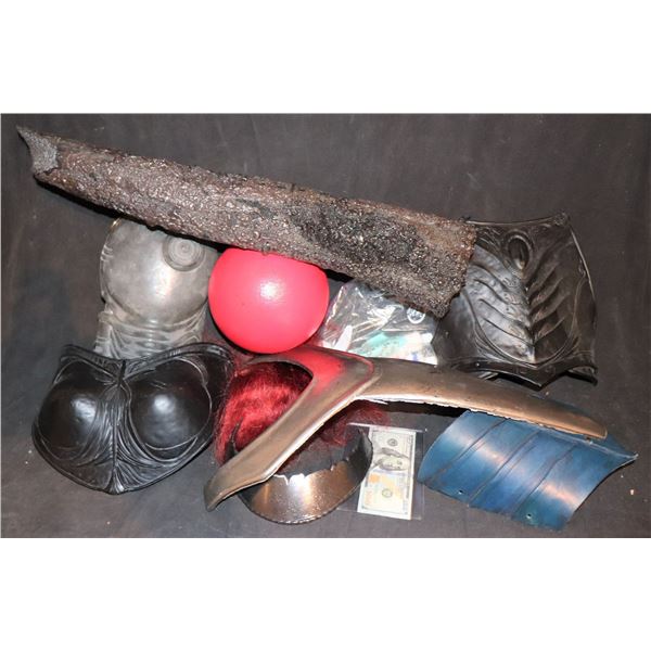 PROP & COSTUME WHOLESALE LOT OF 10 ITEMS B