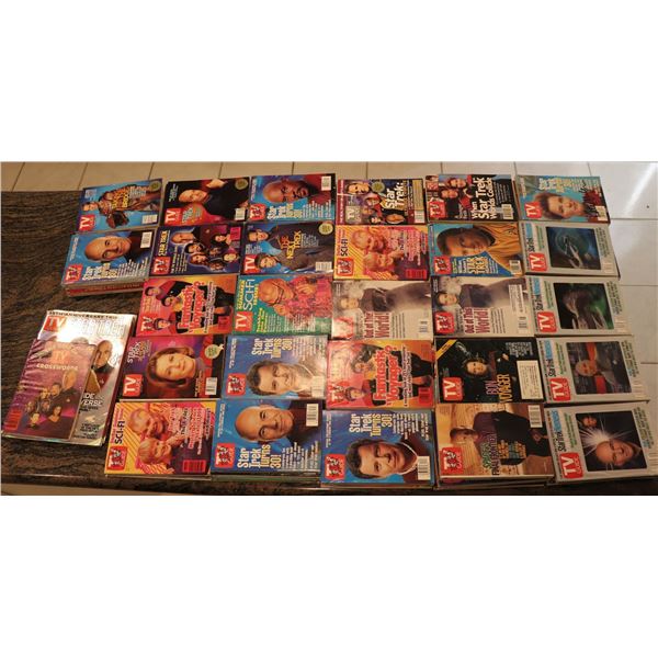 STAR TREK TV GUIDES HUGE COLLECTION OF 85 TNG TO VOYAGER