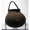 Image 1 : A SEPIK CERAMIC VESSEL