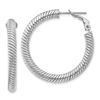 Image 1 : 14k White Gold Twisted Round Omega Back Hoop Earrings - 25 mm