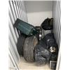 Image 2 : Storage Locker Contents Locker 3279 4x6