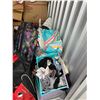 Image 3 : Storage Locker Contents 3275 4x6