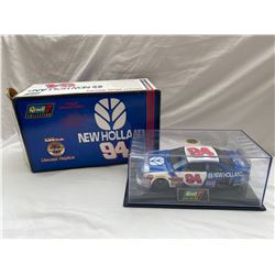 Revel Diecast New Holland 1:24 Scale