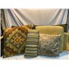Image 2 : lot of cushions