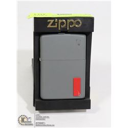 ZIPPO 1995 NEW OLD STOCK MADE IN CANADA