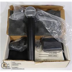 SHURE WIRELESS L SERIES MICROPHONE & TRANSMITTER