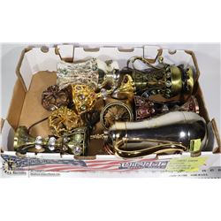 LARGE FLAT OF ASSORTED POWERED HOME SCENT