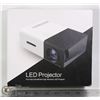 Image 1 : LED PROJECTOR