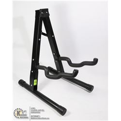 COLLAPSIBLE GUITAR STAND