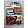 Image 1 : LARGE FLAT OF VINTAGE COMPUTER GAMES
