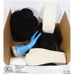 FLAT OF ASSORTED JEWELRY DISPLAYS