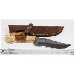 HAND MADE DAMASCUS HUNTING KNIFE IN LEATHER
