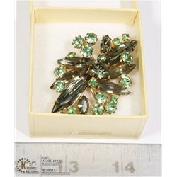 VINTAGE BEJEWELED BROOCH