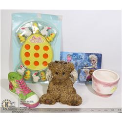 CHILDREN'S PIGGY BANKS/FROZEN WATCH