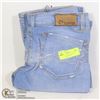 Image 1 : TWO PAIRS OF BLUE BLOOD WOMENS JEANS 28/34