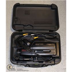 QUASAR DIGITAL VHS CAMCORDER - NO CHARGER