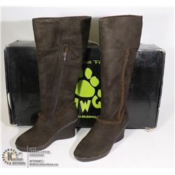 DAWGS WOMENS FASHION 15" WEDGE BOOTS CHOCOLATE