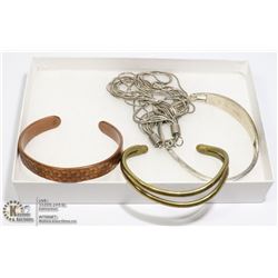 LOT OF 4 VINTAGE WOMEN'S BRACELETS