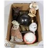 Image 1 : BOX OF OWL DECOR
